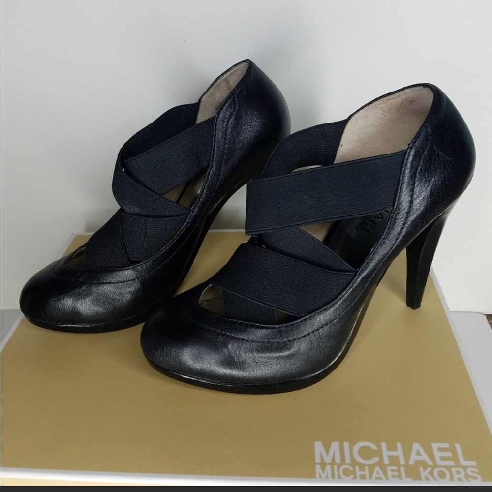 Michael Kors.  Size 6 worn once no damage